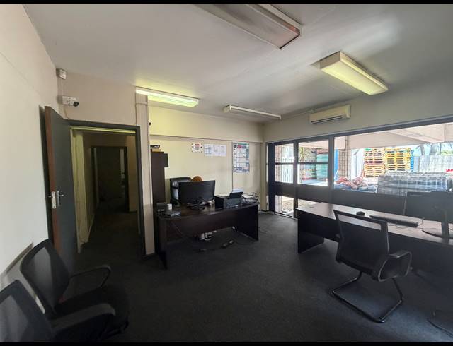 760M² WAREHOUSE TO LET IN BELLVILLE SOUTH INDUSTRIA